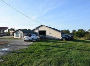 904 N Highway 5, Pleasantville, IA 50225