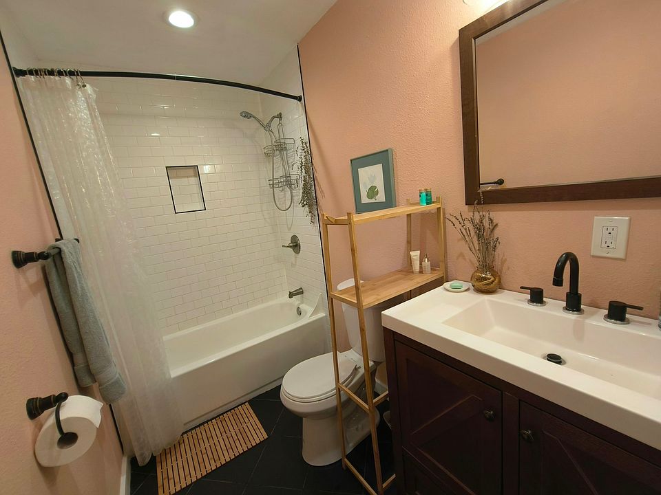 Common Bath