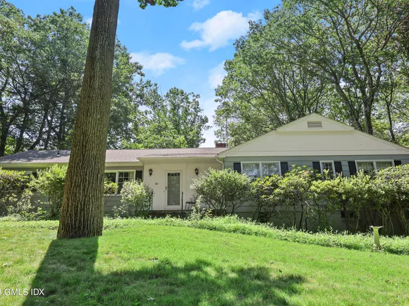 10 Woodchuck Rd, Stamford, CT 06903
