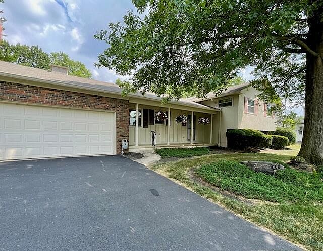 2nd image of 1338 Kingsgate Rd