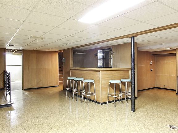 5th image of 201 Lanford Ln