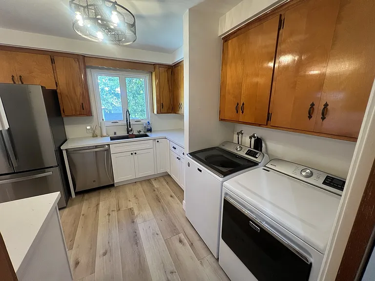 5429 Cambridge St — Photo 12