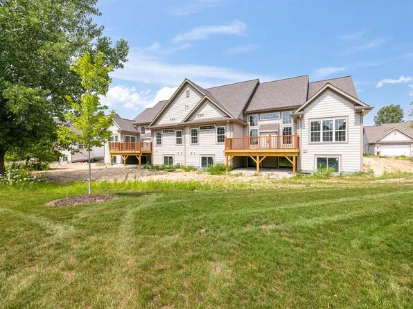 1797 Cedar Ridge DRIVE #215-2, Slinger, WI 53086