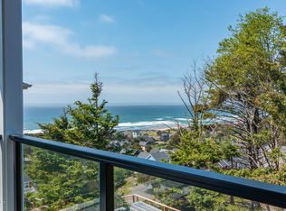 5306 NE Port Pl, Lincoln City, OR 97367