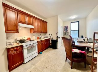 466 Onderdonk Ave #2R, Ridgewood, NY 11385