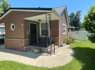 1054 Creve Coeur St, La Salle, IL 61301