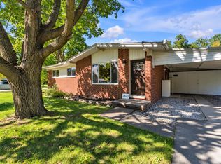 2820 Hollywood Dr, Ann Arbor, MI 48103