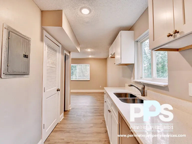 390 W Lake Ave NW #A1 — Photo 5