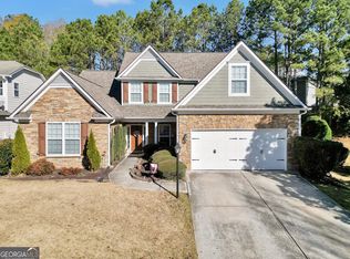340 Roland Manor Dr, Dacula, GA 30019