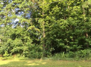 8061 Rannoch Moor Dr, Winston, GA 30187