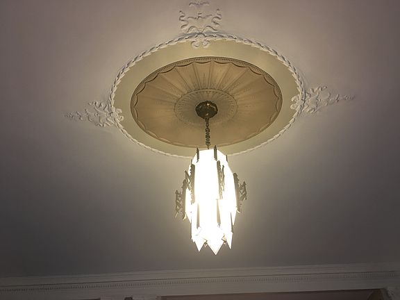 Chandiler in lobby