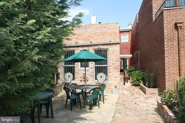 1408 S St NW — Photo 14
