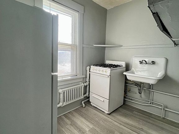 4th image of 123 N 36th St #1231