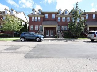 23312 Cornerstone Village Dr, Southfield, MI 48075