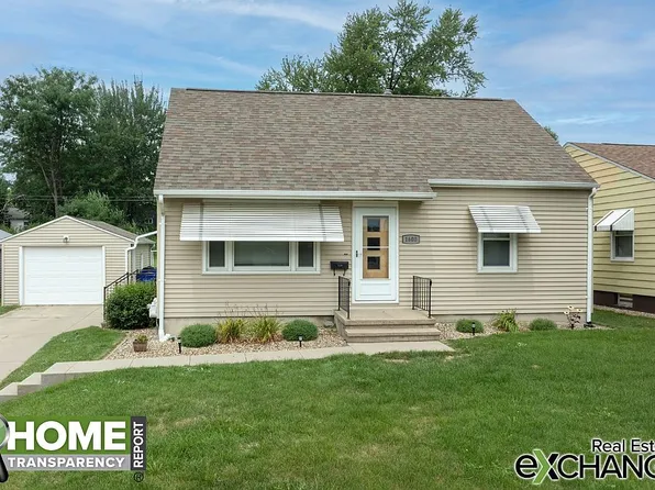 1600 10th Ave SW, Cedar Rapids, IA 52404
