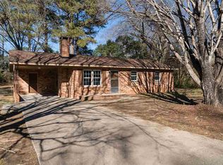 125 Tranquility Rd, Spartanburg, SC 29307