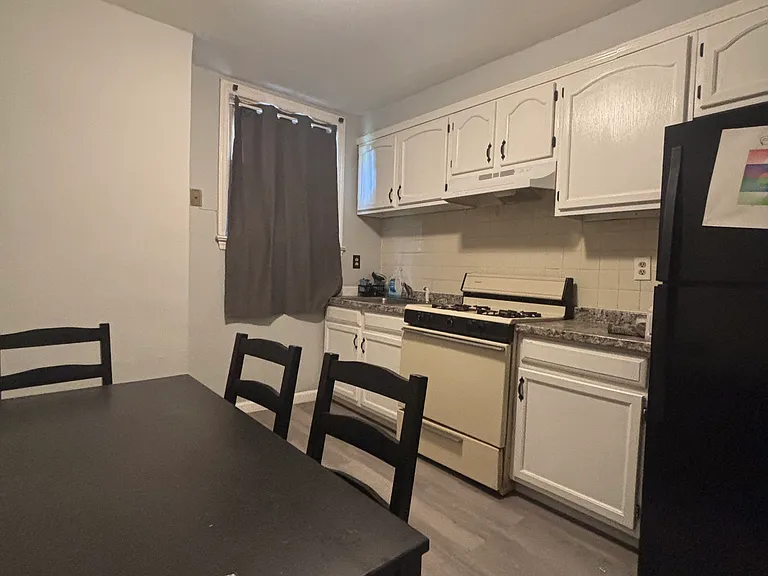 Eat in Kitchen