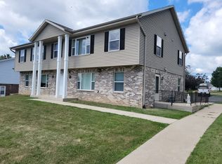 1066 Perry St #2, Watertown, WI 53098