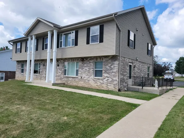 1066 Perry St #1, Watertown, WI 53098