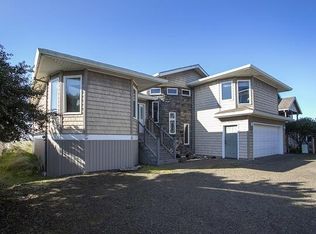 1225 N Pacific Ln, Rockaway Beach, OR