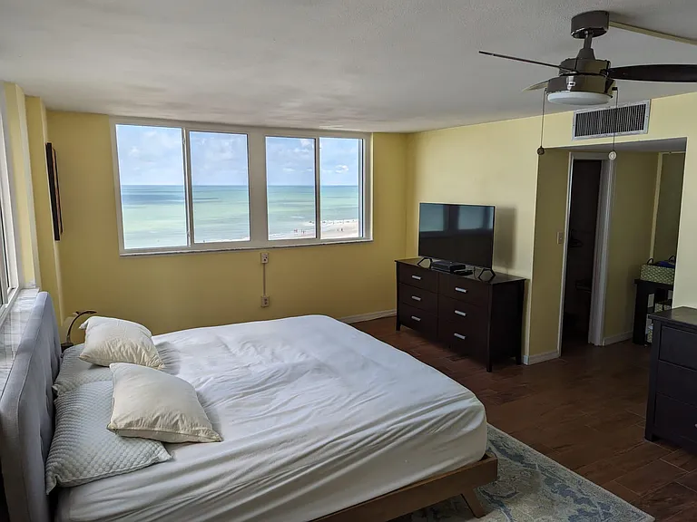 17920 Gulf Blvd #703 — Photo 2