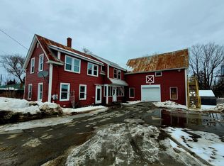 12 Osborne St, Fairfield, ME 04937