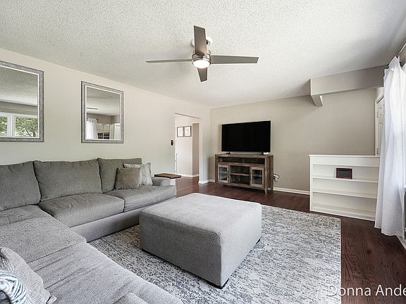 4th image of 5438 Greenboro Dr SE