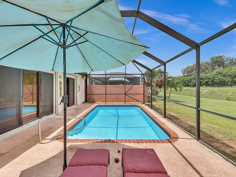 7747 Villa Nova Dr — Photo 42