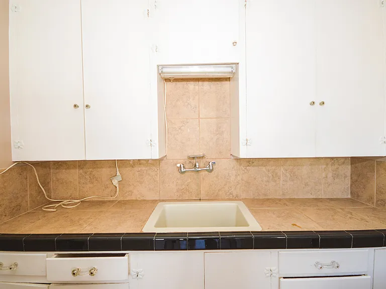 457 SW Washington Ave — Photo 8