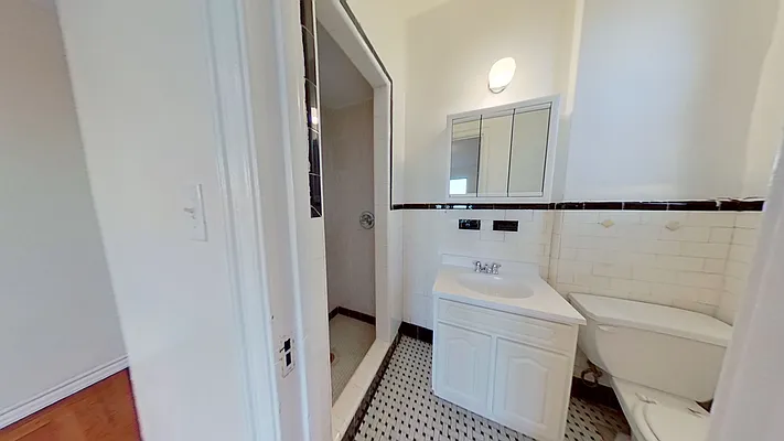 Rented by Keller Williams NYC | media 13