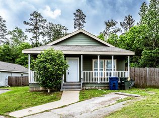 108 Varsity Dr, Huntsville, TX 77340