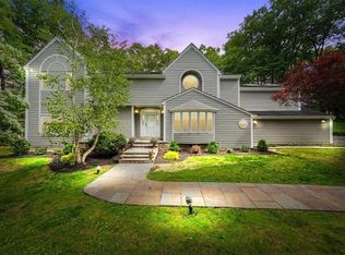 26 Fox Run Rd, Croton On Hudson, NY 10520