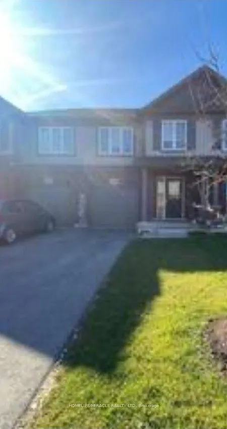 3 bed, $2,500 — Photo 1