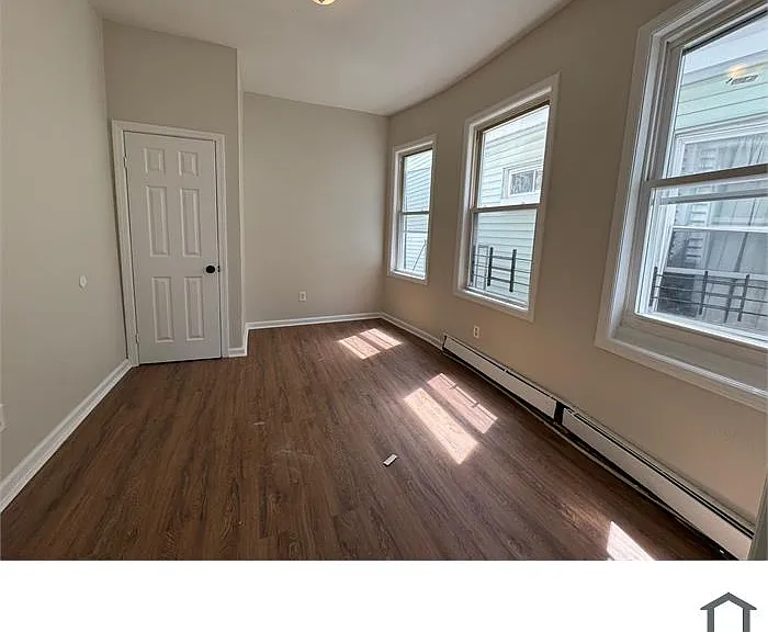 144 Johnson Ave #3F — Photo 5
