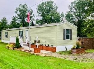 138 Fox Lake Rd, Wooster, OH 44691