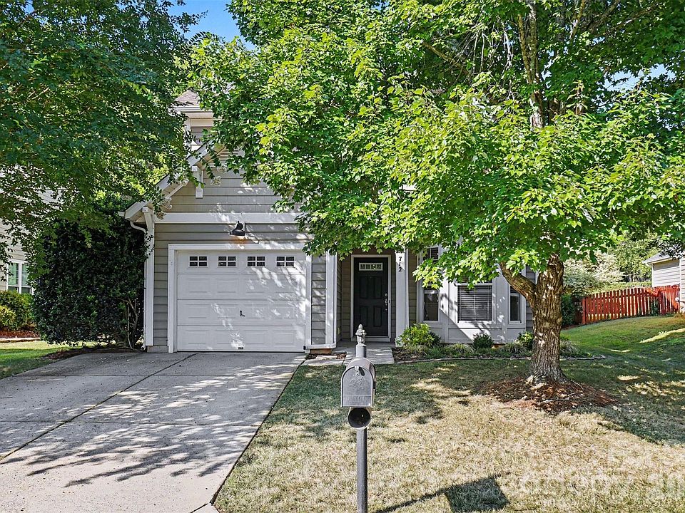 1st image of 712 Tulip Tree Pl