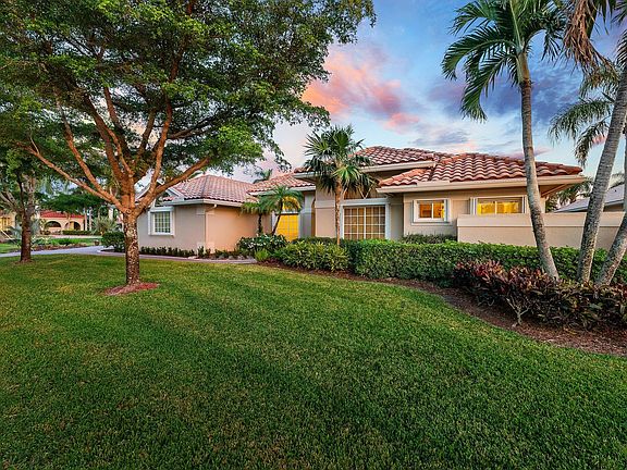 2nd image of 8001 SE Woodlake Lane