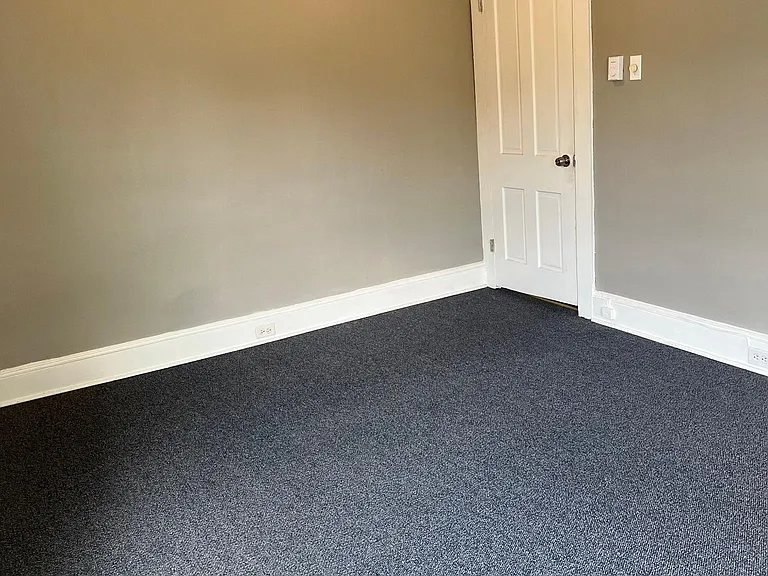 415 W Grove St #2 — Photo 6