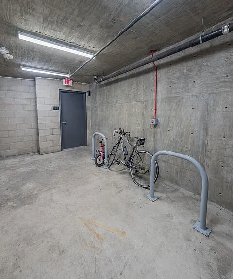 124 W Colorado #105 — Photo 32