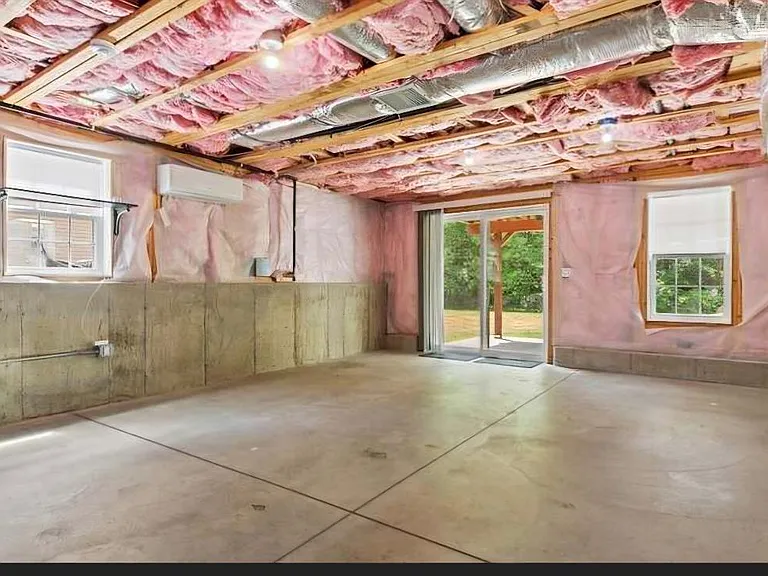 723 County St — Photo 13