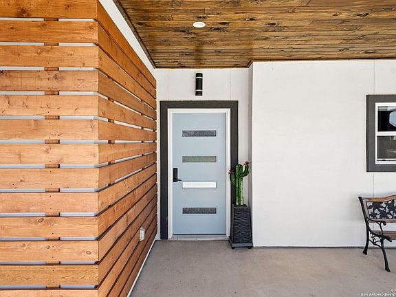 4th image of 10003 Bernhardt Way