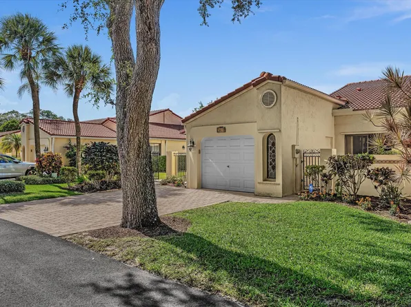 2627 Emerald Way N, Deerfield Beach, FL 33442