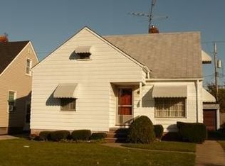 21415 Kenyon Dr, Maple Heights, OH 44137