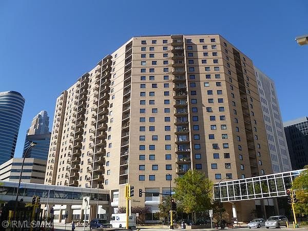 1st image of 121 Washington Ave S APT 611