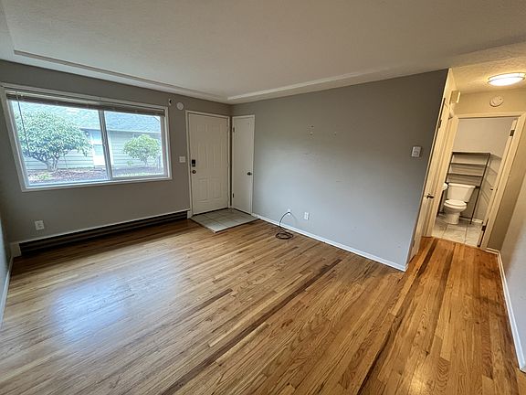 5th image of 1400 NE 118th Ave #11304525