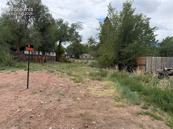 824 E Costilla St, Colorado Springs, CO 80903