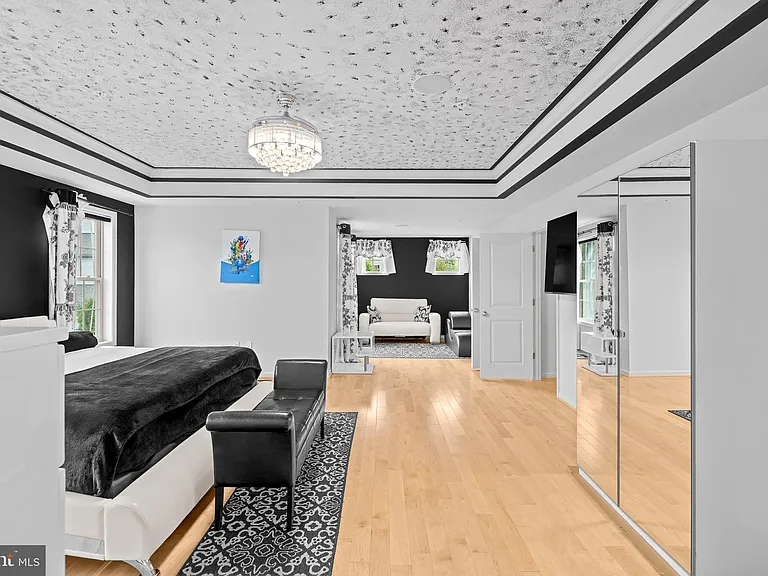 1116 Autumn Brook Ave — Photo 34
