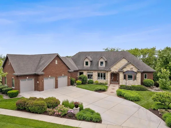 1648 Bellewood Drive, Waunakee, WI 53597