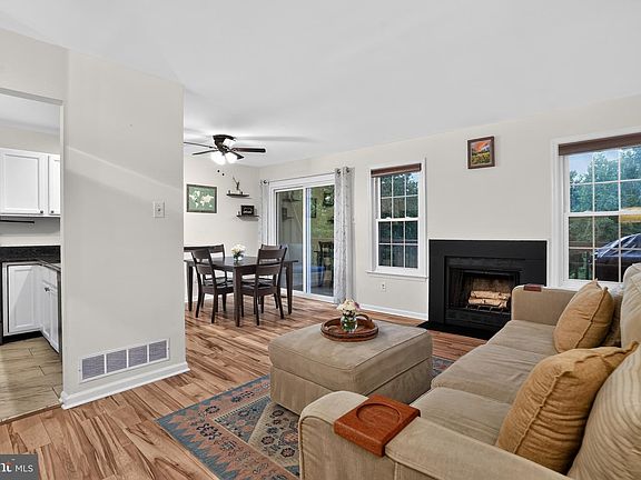 5th image of 793 Brettingham Ct #704