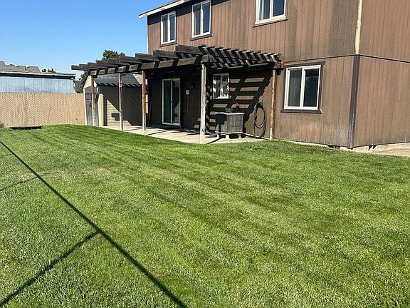 4th image of 1430 S Cougar Dr